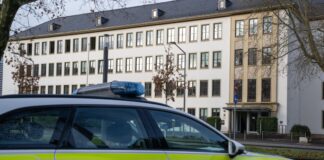 Der Polizei gelang nach eigenen Angaben ein Schlag gegen Drogendealer. (Symbolbild)