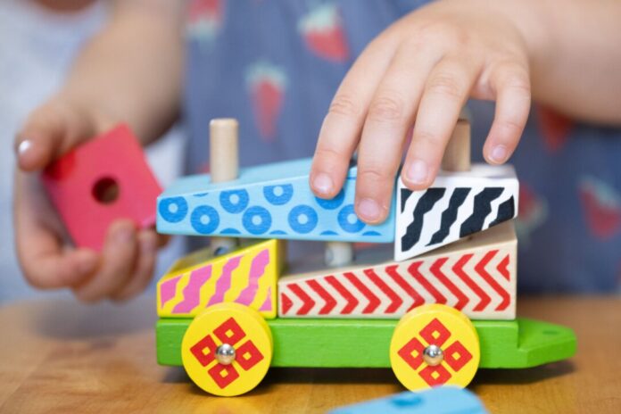 Was Eltern über das geplante neue Kita-Gesetz wissen sollten Die geplante Kita-Reform in Nordrhein-Westfalen verspricht aus Sicht vieler Kritiker keinen großen Wurf. (Symbolbild)