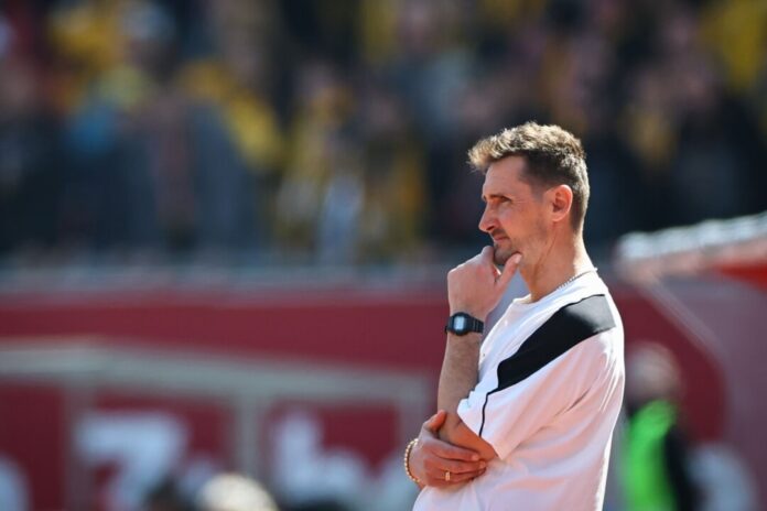 Miroslav Klose Miroslav Klose erwartet von seiner Mannschaft wieder ein Erfolgserlebnis. (Archivbild)