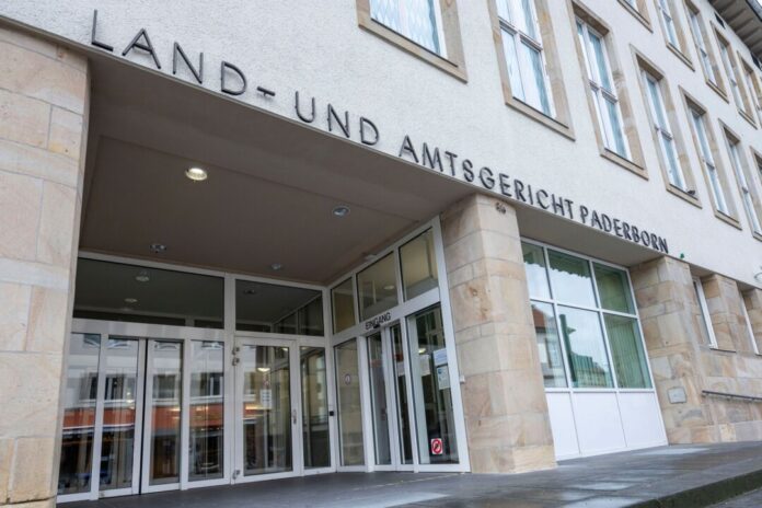 Mordversuch? Landwirt räumt Attacke mit Giftspritze ein Der Landwirt ist vor dem Landgericht wegen versuchten Mordes angeklagt. (Symbolbild)