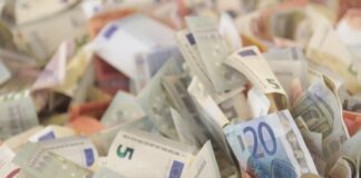 1.000 Euro “Krisen-Bonus”: Unternehmen sehen sich bei Zahlung unter Druck