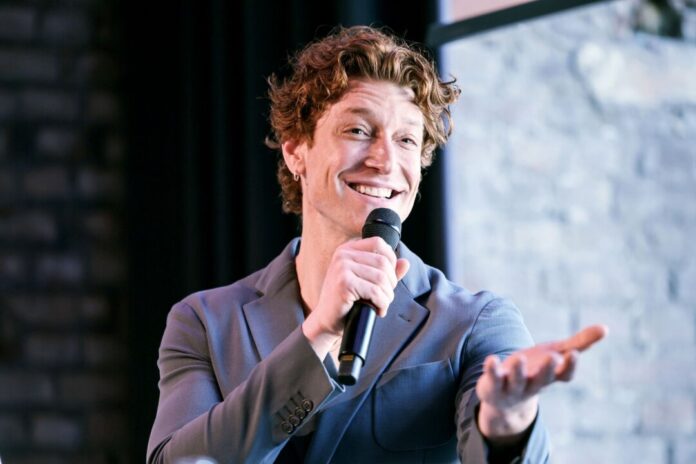 Programmvorstellung Ruhrtriennale Schauspieler und Sänger Daniel Donskoy stehe im August in der Eröffnungsproduktion erstmals auf einer deutschen Theaterbühne, berichtete er bei der Programmvorstellung.