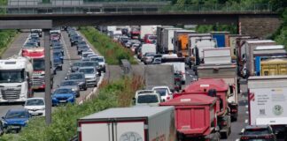 Staureichster Tag des Jahres? Viel los auf den Autobahnen Hohe Staugefahr: Der Start in das Himmelfahrts-Wochenende war vor einem Jahr der staureichste Tag des Jahres. (Archivbild)