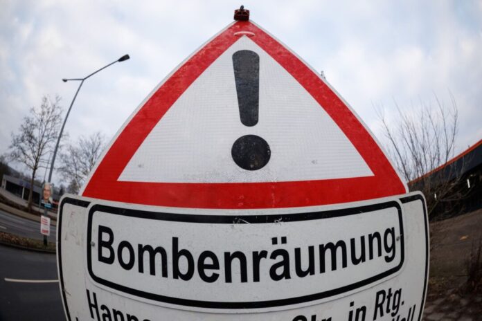 Bombenfund in Düsseldorf Die Granate wurde kontrolliert gesprengt. (Symbolbild)