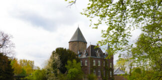 Was ist los in Ratingen? Tipps für das Wochenende vom 8. bis 13. Mai 26 Schloss Linnep in Breitscheid. Besonders am Muttertag ein tolles Ausflugsziel. Bild: Alexander Heinz