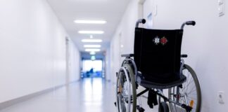 BGH entscheidet zu Diskriminierungsschutz in Klinik Eine Rehaklinik hatte die blinde Patientin abgelehnt. (Symbolbild)
