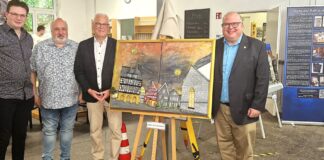 Kunst verbindet: Neue Ausstellung im Zeittunnel eröffnet