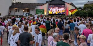 Public-Viewing zur Fußball-WM in Wülfrath