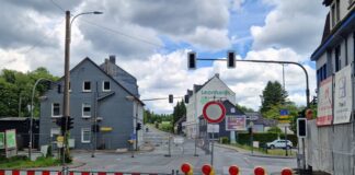 “Lage hochgefährlich”: Vollsperrung am Wiedener Kreuz