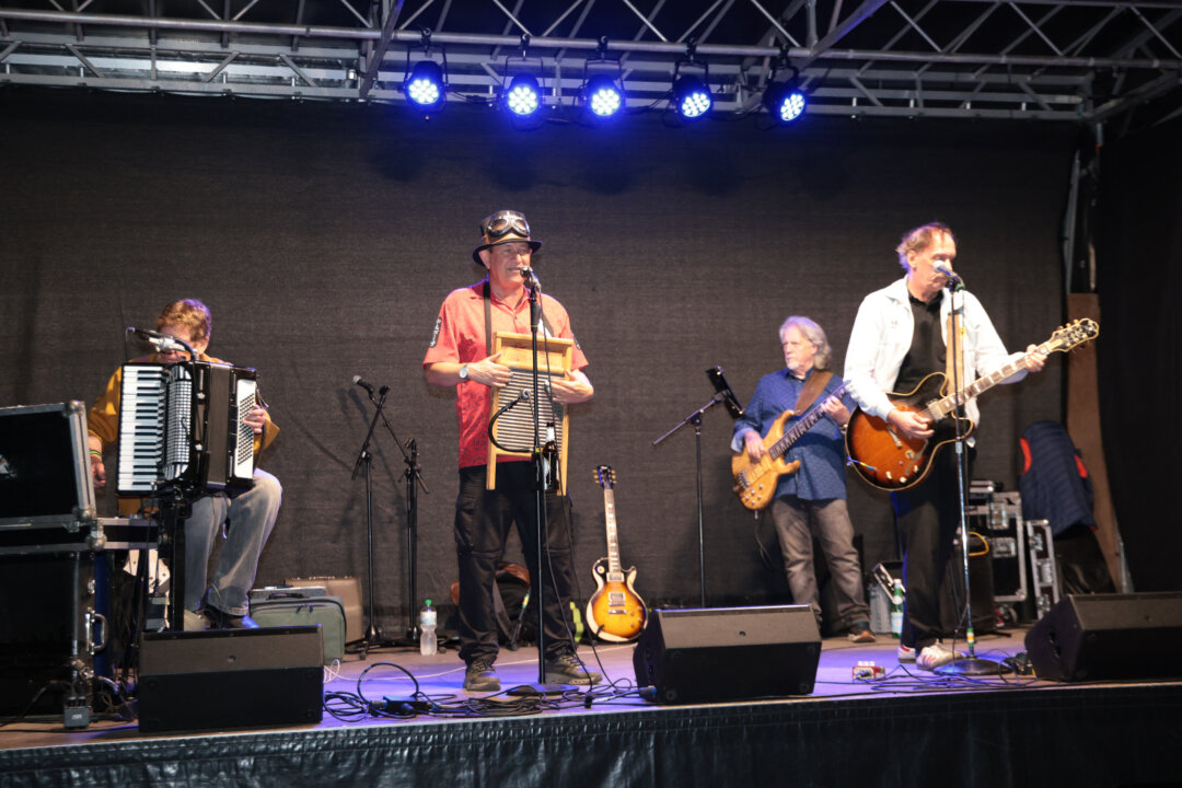 Live Auftritt am Ratinger Abend, Bild: Alexander Heinz