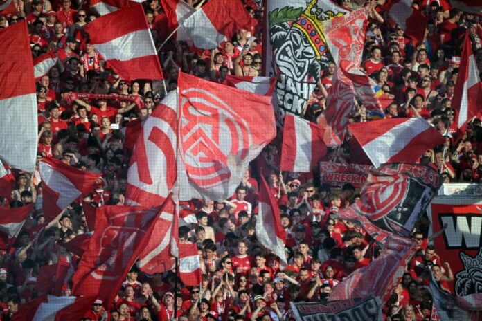 Rot-Weiss Essen - SpVgg Greuther Fürth Rot-Weiss Essen setzt auch in Fürth auf die Unterstützung seiner Fans.