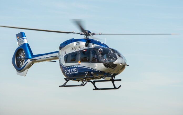Polizei-Hubschrauber Piloten eines Polizei-Hubschraubers wurden mit einem Laser geblendet. (Archivbild)