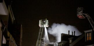 Zwei weitere Festnahmen nach tödlicher Brandstiftung in Köln Im Oktober 2018 forderte ein Brand in Köln zwei Todesopfer. (Archivbild)