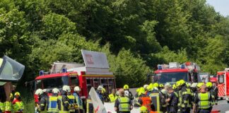 Segelflugzeug-Absturz: Polizei bittet um Videos und Fotos Die Polizei hofft auf Video- und Fotoaufnahmen von dem Unglück. (Archivbild von Samstag)