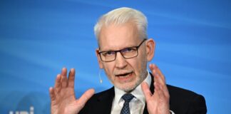 Energiekonzern zu verkaufen – Geht Uniper an Investoren? Wann wird Uniper-Konzernchef Lewis einen neuen Aufsichtsrat bekommen? Der Bund muss bis Ende 2028 seine Mehrheit am Energiekonzern Uniper abgeben. (Archivbild)