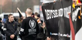 Junge Neonazis im Visier – Razzien in zwölf Bundesländern Die Gruppe «Deutsche Jugend Voran» stand im Visier der Ermittler bei Durchsuchungen fast überall bundesweit. (Archivbild)