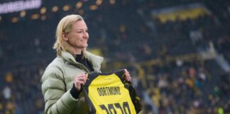 Popp muss in die dritte Liga: BVB-Frauen verpassen Aufstieg Olympiasiegerin Alexandra Popp spielt nächste Saison mit den BVB-Frauen in der dritten Liga. (Archivbild)