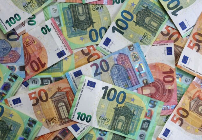 Kommunen in NRW mit Rekorddefizit – Landtag sucht Ausweg Einnahmen und Ausgaben sind in den Kommunen außer Balance geraten. (Symbolbild)