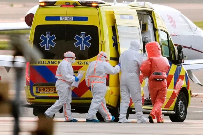 Patienten von Kreuzfahrtschiff «Hondius» evakuiert Untersuchungen auf das Hantavirus laufen noch.