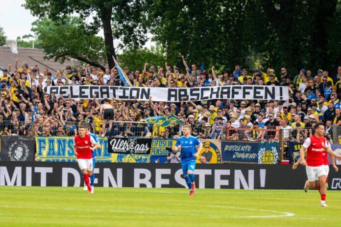 Debatte um eine Regionalliga-Reform Die Diskussion um eine Reform der Regionalliga schwelt seit Jahren. (Archivbild)