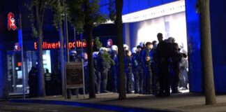 Auseinandersetzung mit rund 50 Menschen in Euskirchen Der Einsatz war in der Spiegelstraße.