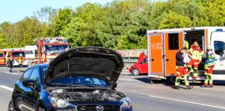 Sieben Menschen wurden am Freitagmorgen bei einem Unfall auf der A 45 verletzt. 