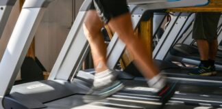 Zoff mit dem Fitnessstudio? Das gilt bei Vertragskündigung Der Bundesgerichtshof verhandelt über eine Klage gegen einen Fitnessanbieter. (Symbolbild)