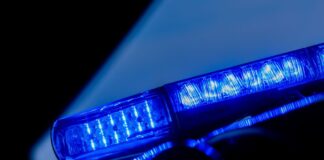 Polizei schießt auf Auto in Köln In Köln haben Beamte auf ein davonrasendes Auto geschossen. (Symbolbild)