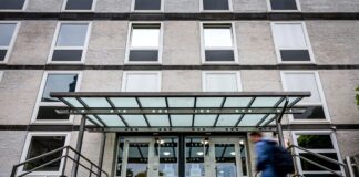 Polizistin verliert Eilverfahren nach Geschlechtswechsel Das Oberverwaltungsgericht in Münster hat im Eilverfahren eine Beschwerde einer Polizeibeamtin gegen einen Beförderungsstopp bestätigt.
