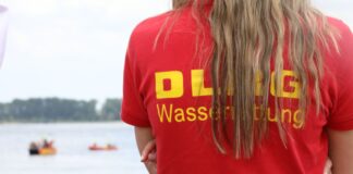 «Unterschätzte Gefahr»: Mehrere Badetote in NRW Die DLRG warnt angesichts steigender Temperaturen vor einem unvorsichtigem Sprung in freie Gewässer. (Symbolbild)