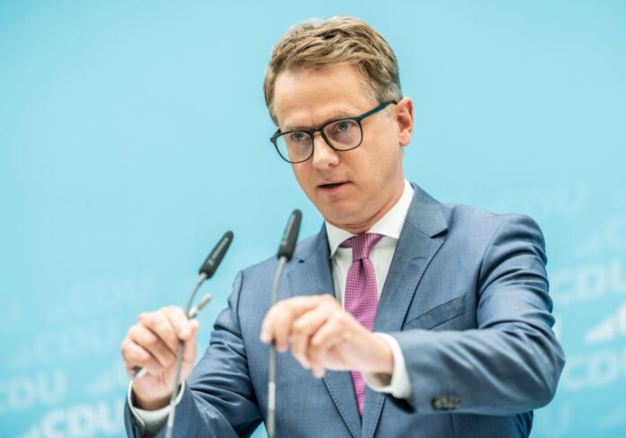 CDU-Bundesvorstand Es handle sich um eine in Berlin geführte Scheindebatte, sagte Linnemann. (Archivbild)