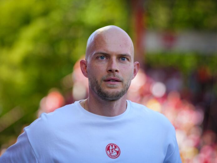 René Wagner René Wagner soll den 1. FC Köln wohl auch in der kommenden Saison betreuen. (Archivbild)
