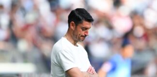 Frankfurts Riera am Abgrund: Dortmund als Endspiel Albert Riera droht spätestens nach dem Saisonende das Aus als Coach von Eintracht Frankfurt. (Archivbild)