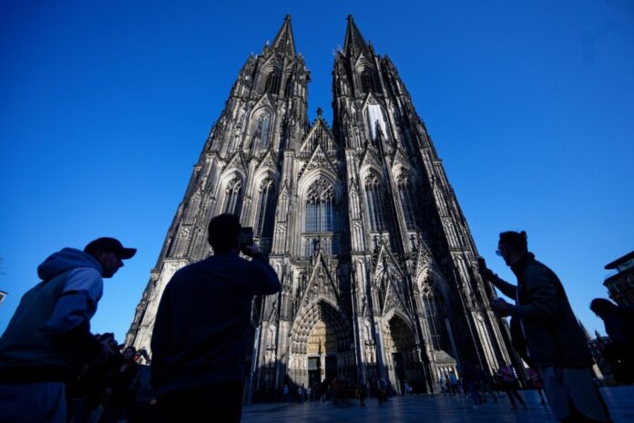 Kölner Dom Der Kölner Dom ist nicht nur ein Touristenmagnet. (Archivbild)