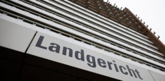 Drei Jahre Haft für Betrug mit Corona-Tests Am Landgericht Köln ist ein Prozess zu Betrug mit Corona-Tests abgeschlossen worden (Archivbild).