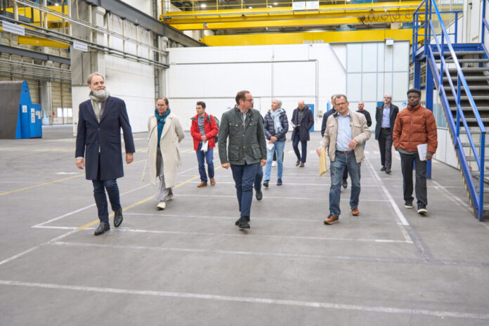 Besichtigung der neuen Werkstätten der TUP Besichtigung der neuen Werkstätten der TUP. Foto: Rosa Lisa Rosenberg/Stadt Essen