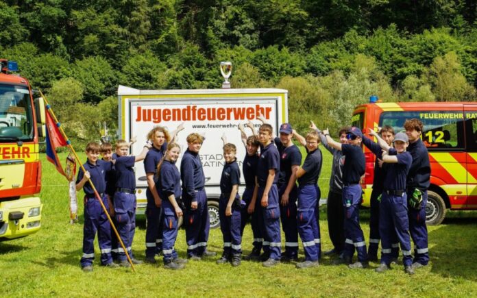 Die Jugend der Feuerwehr. Foto: Feuerwehr Ratingen Die Jugend der Feuerwehr. Foto: Feuerwehr Ratingen