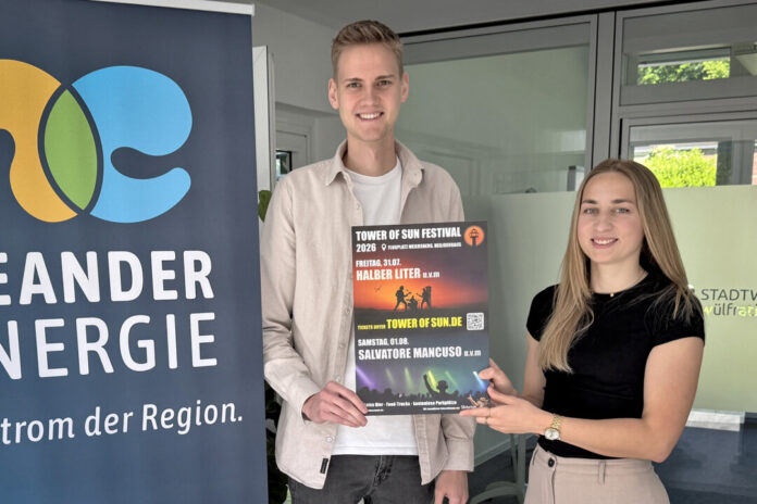 260601 NE PM Tower of Sun Festival Calvin Spohr hat für die zweite Auflage von "Tower of Sun" die Neander Energie - hier im Bild Jacqueline Walkiewicz aus dem Marketing - als Sponsor mit ins Boot geholt. Foto: Neander Energie