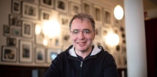 Warum Laschet zu Safiers Topagent wird – und nicht Merz David Safier hat mit seinen «Miss Merkel»-Krimis Bestseller geschrieben - und nun Ex-Kanzlerkandidat Armin Laschet zum Protagonisten seines neuen Romans gemacht. (Archivbild)