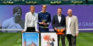 Zverev nach «intensiver Woche» vor Turnier in Halle geehrt Alexander Zverev wurde auf dem Centre Court in Halle (Westfalen) für seinen French-Open-Triumph geehrt.