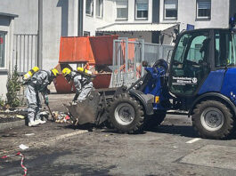 Großeinsatz auf der Sternbergstraße: Gefahrgut setzt giftige Dämpfe frei