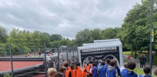 Bochumer Sportevent verwandelt Mettmanner Schulgelände in Erlebnisarena Das Bochumer Sportevent verwandelt das Schulgelände in eine riesige Erlebnisarena für ein kooperatives Miteinander ohne Notendruck. Foto: privat