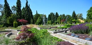 Friedhof an der Bahnhofstraße: Neue Grabanlage wird eingeweiht