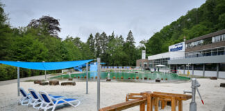 Ausgerechnet jetzt: Velberts Naturfreibad bleibt vorerst dicht Das Naturfreibad in Langenberg. Foto: Mathias Kehren