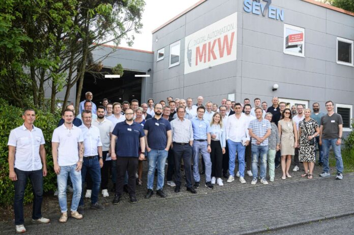 SR_Netzwertreffen_MKW101 Die Mitglieder der Schlüsselregion waren in Wuppertal zu Gast. Foto: Schlüsselregion/ A. Roth