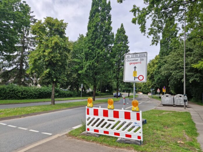 Sperrung Düsseler Straße