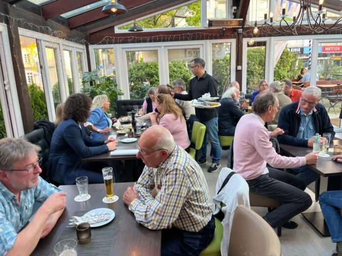 Themen rund um Mettmann stehen im Mittelpunkt des Bürgerdialogs. Foto: M.U.T. Themen rund um Mettmann stehen im Mittelpunkt des Bürgerdialogs. Foto: M.U.T.