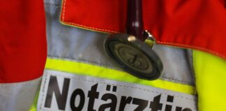 Rettungsdienst-Kosten: Land wirbt für umstrittene Lösung Wer zahlt für den Rettungsdienst? Die Fronten in dem Streit sind seit Monaten festgefahren. (Symbolbild)