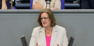 Kerstin Griese spricht im Bundestag. Foto: Quelle: Büro Griese