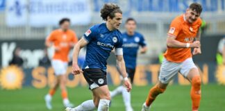 Kapitän Corboz verlässt Bielefeld Mael Corboz (l) verlässt Arminia Bielefeld. (Archivbild)